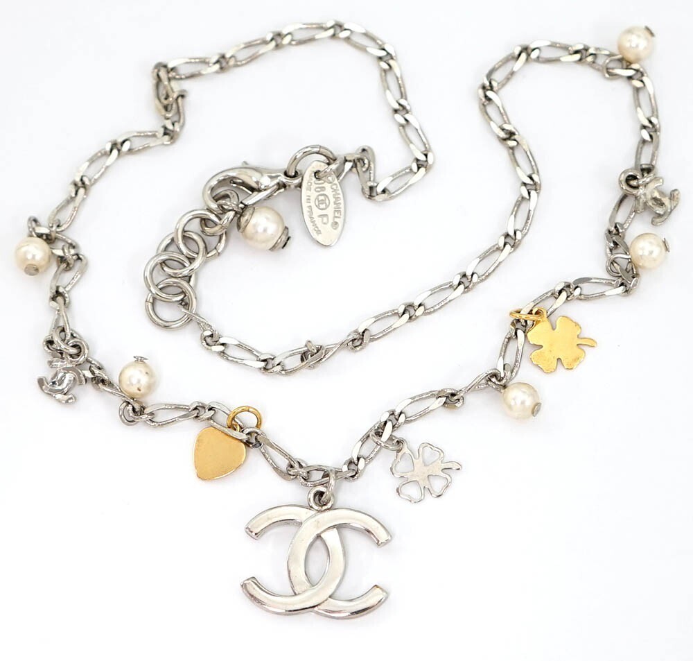 Chanel Cc Logos Pearl Clover Heart #355006C57B